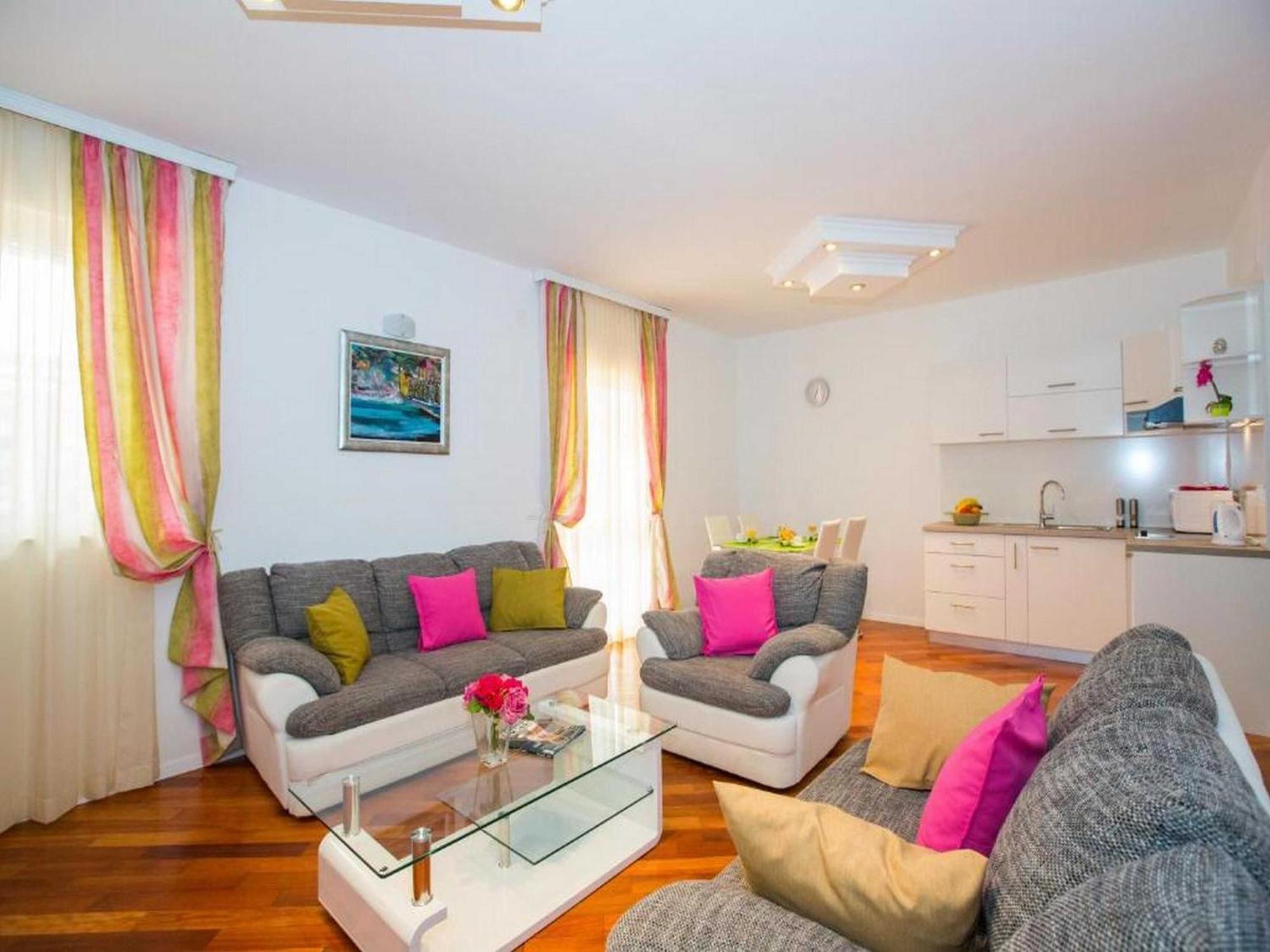 City Apartments Lani Ragusa Esterno foto
